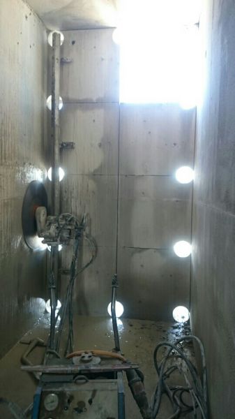 sciage  mural de béton  à valence