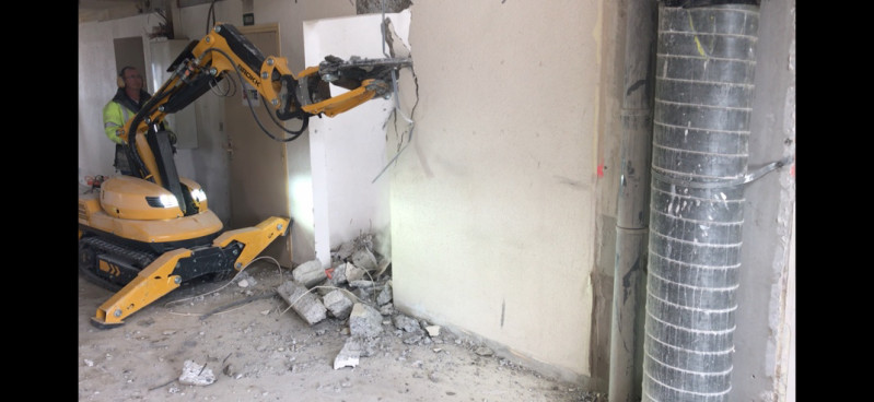 Travaux de Démolition pour chantier avec ROBOT DE DÉMOLITION BROKK® à LYON