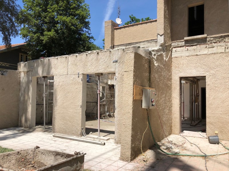Sciage et carottage BÉTON pour création d’ouverture porte et fenêtre à LATTES dans l’Hérault.