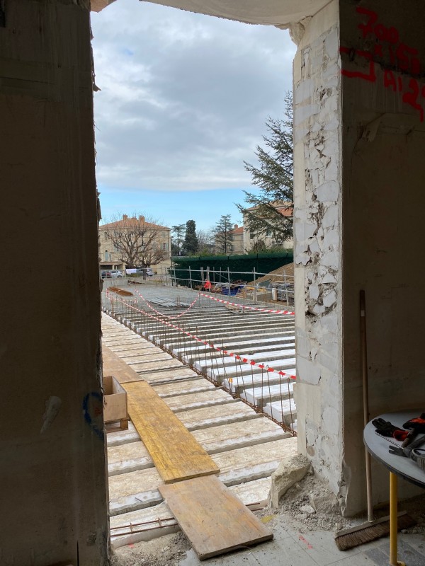 sciage et carottage béton à l'outil diamanté à AVIGNON dans le VAUCLUSE.