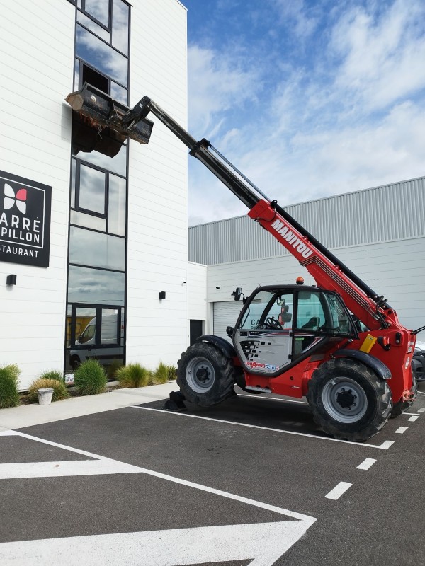Entreprise pour découpe d’une dalle béton avec bac acier à MontélimarDécoupe d’une dalle béton 8x8 m à Montélimar – Intervention technique pour la banque Groupama