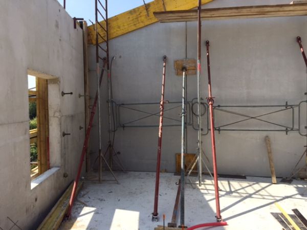 démolition d'un batiment à avignon dans le vaucluse