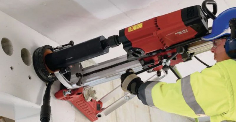 CAROTTAGE BÉTON AU DIAMANT  SUR BOURG LES VALENCE POUR GAINE DE DESENFUMAGE;