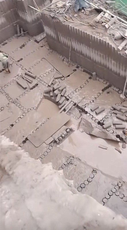 SCIAGE DU BARRAGE DE ROCHEMAURE C.N.R EN ARDÉCHE